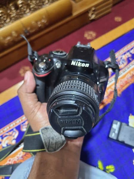 Nikon D5200 1