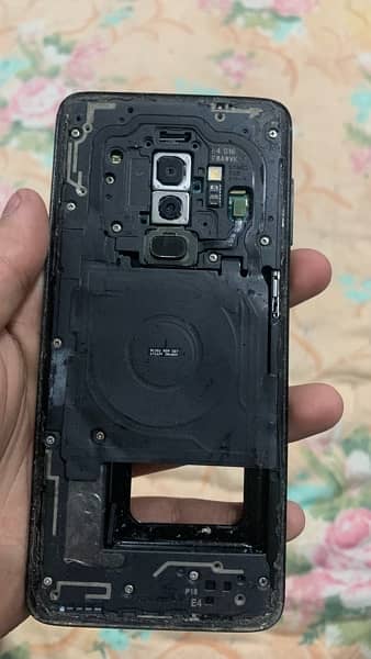 SAMSUNG s9+  PHONE WITHOUT PANEL 2