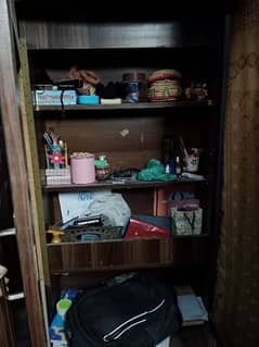 dressing table+ black trolly