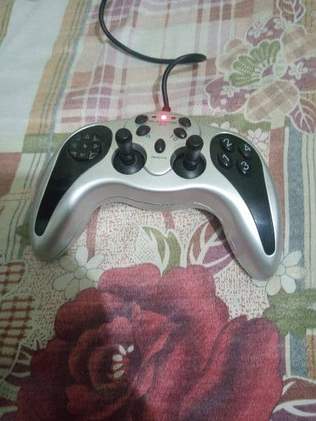 gaming branded remote control 3