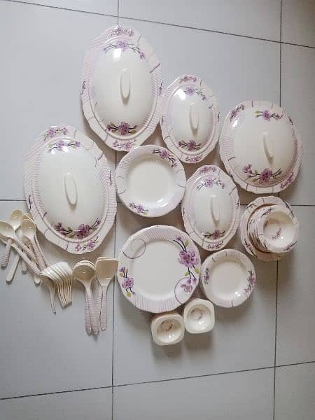 dinner set 17