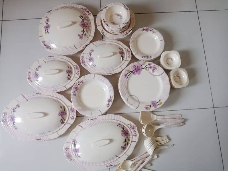 dinner set 18