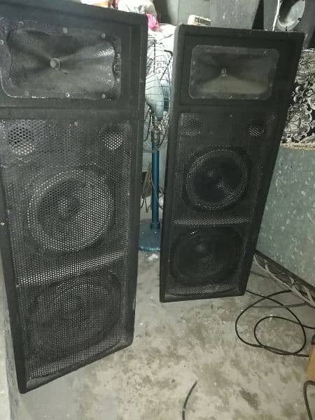 sp4 dj speaker forsale 1