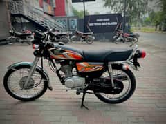 honda 125 black color 22/23 model