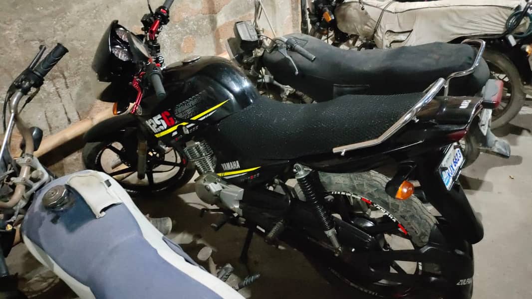 Yamaha YBR 125 2017 3