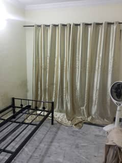 Furnish mumty room available in G10/1 for single lady near noa acdmy