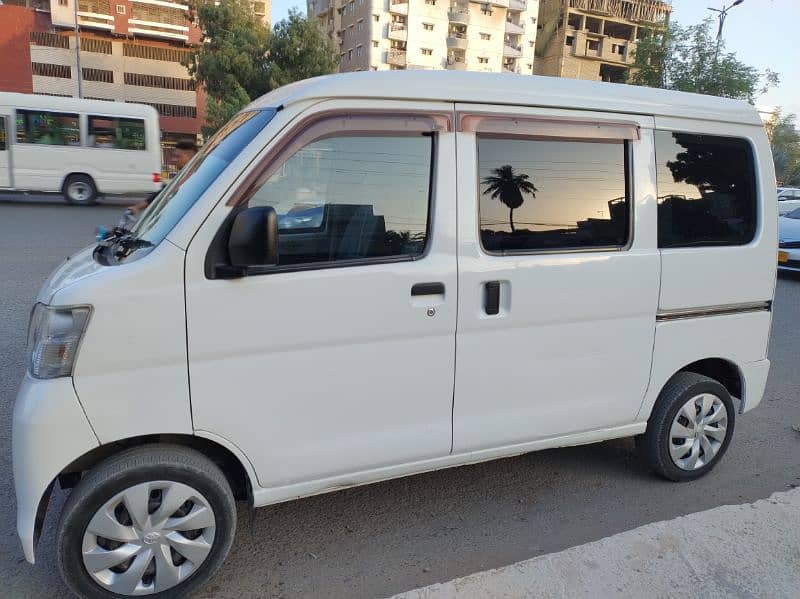 Daihatsu Hijet 2012 10