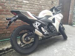 255cc bike full bamb gari ha new condition ha one hand use bike ha