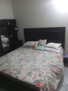 Furnish room available in G11/3 for ladies only