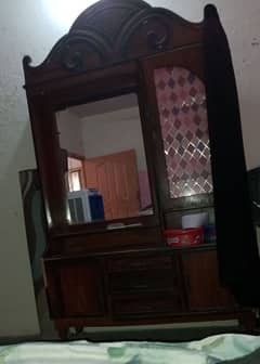 dressing table