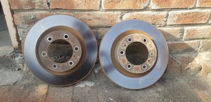 Fortuner Front Disc Plates 1