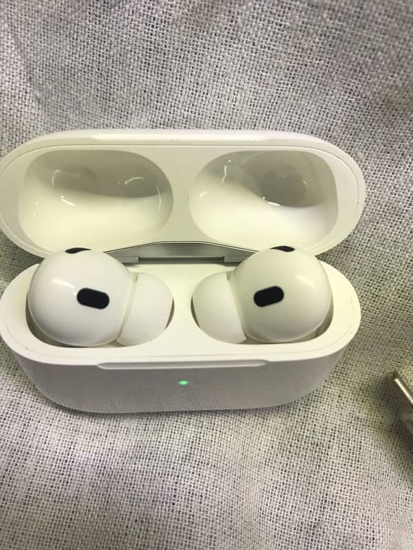 Air pods 2nd generation 0