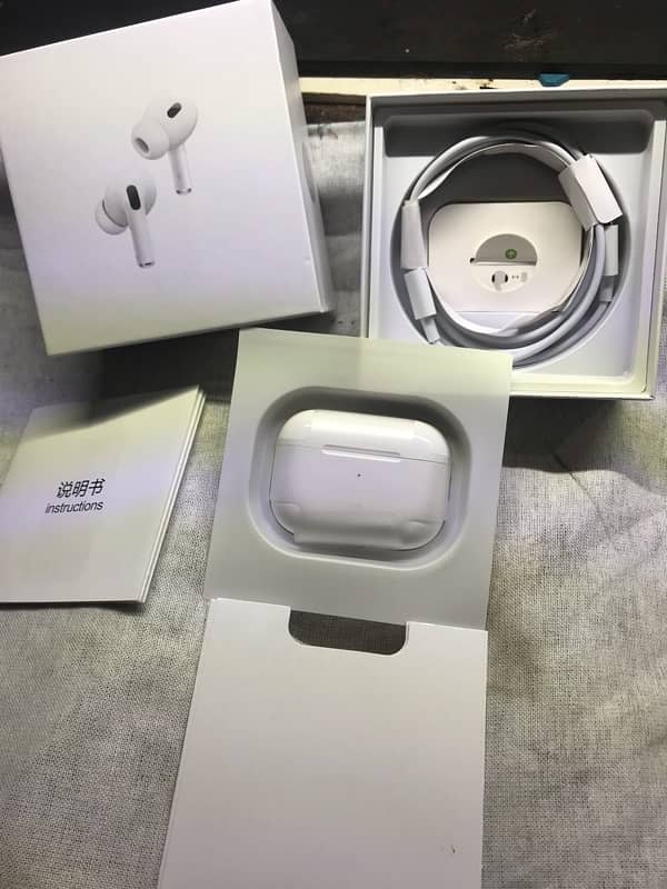 Air pods 2nd generation 3