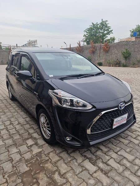 Toyota Sienta 2019, 2024 Import 5