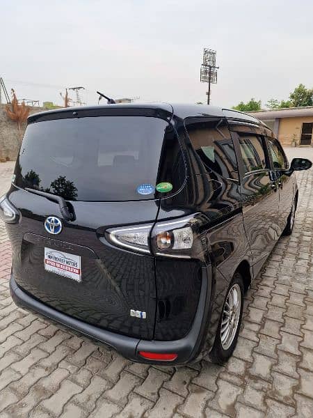 Toyota Sienta 2019, 2024 Import 9