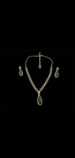 Indian One-Carat Necklace Set, Emerald Stone Necklace Set