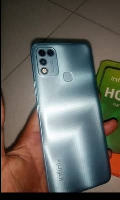 infinix hot 10 play. .