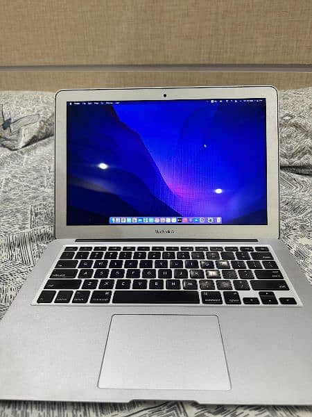 MacBook Air 2017 - Core I5 2