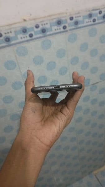 iphone 11 urgent sell 3