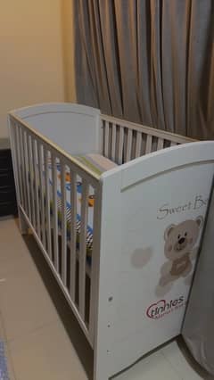 tinnies baby wooden crib/ cot