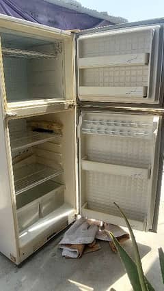 Dawlance Fridge , 03332197228