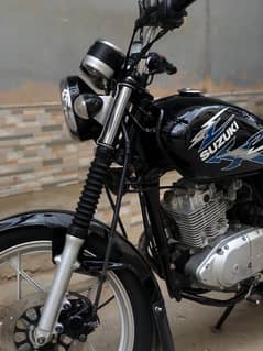 Suzuki GS 150 SE