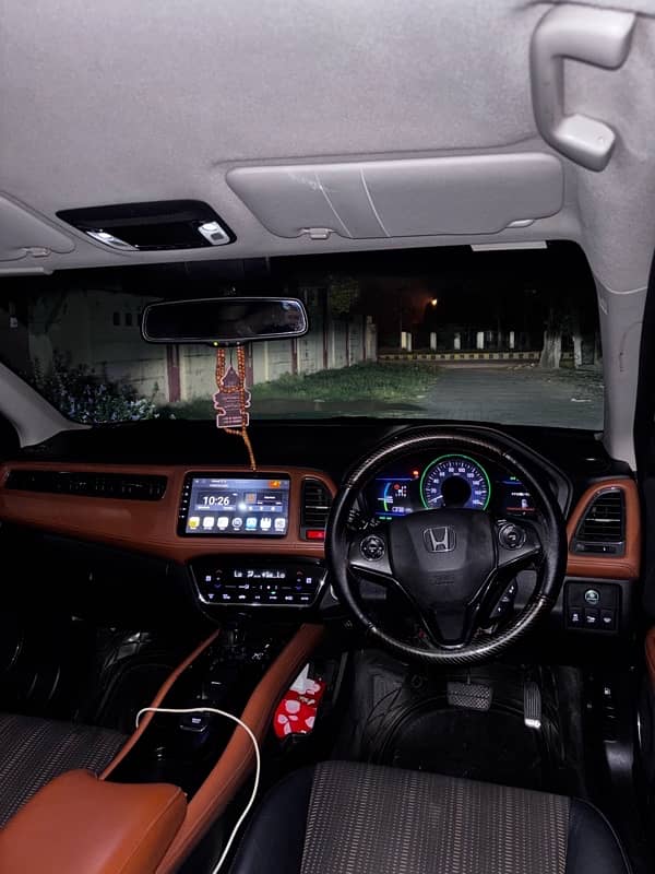 Honda Vezel Z sensing 4