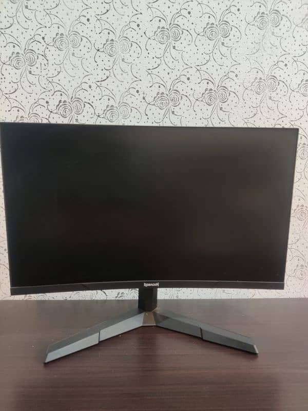 180 hz 24 inch Curved 0