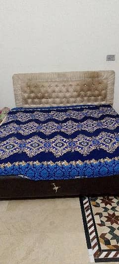 king size bed good condition