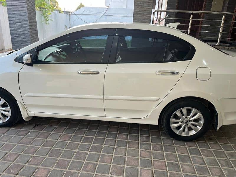 Honda City Aspire 2018 9