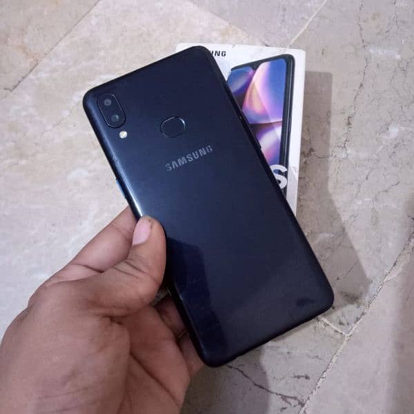 Samsung A10s. . 2/32gb. . . box or mobile. . 1