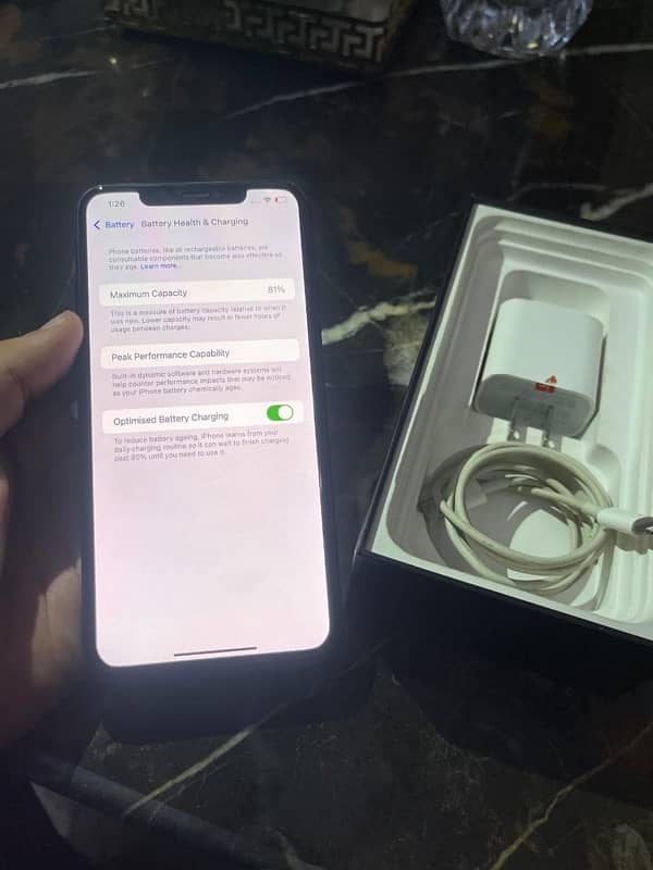 iphone 11 pro max 256gb pta approved 10