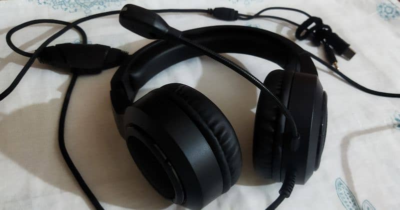 Gaming head phones 1