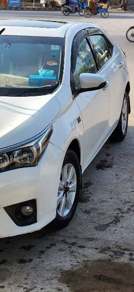 Toyota Altis Grande 2016 1