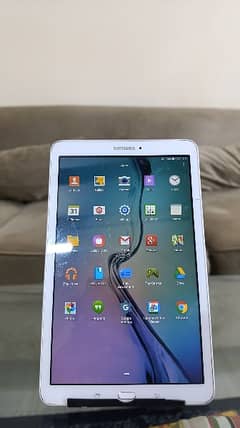 Samsung Tab E T 560