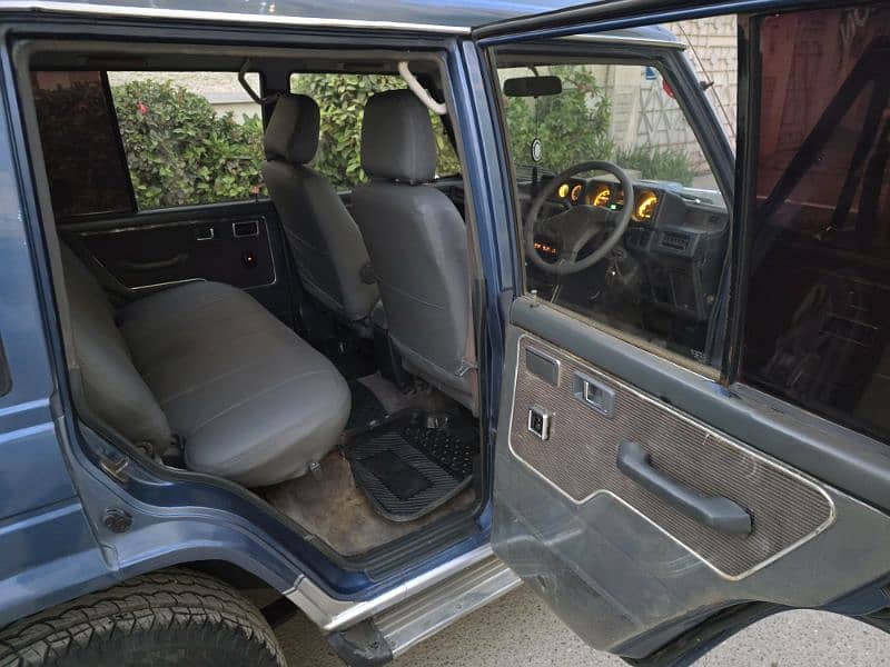 Mitsubishi Pajero 1990 excellent condition 5