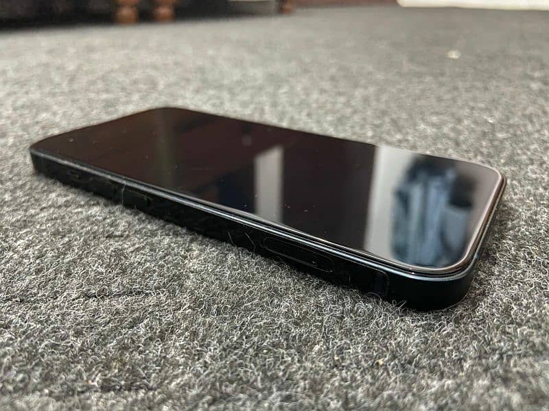 iPhone 13 128gb LLA  brand new non pta jv sale/exchange 3