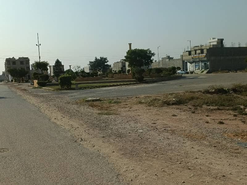 200 Square Yard Commercial Plot For Sale In Falaknaz Dream City In Reasonable Price 11