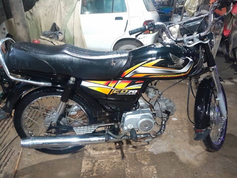 HONDA CD 70 MODEL 2022 JUST BUY AND RIDE 9