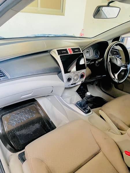 Honda City IVTEC 2019 4