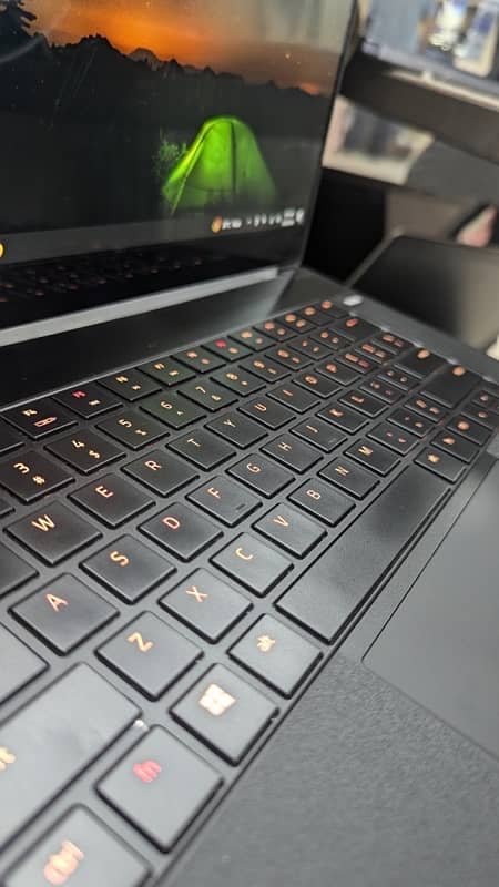 Razer Blade 2020 Special Edition 16gb Graphics 1