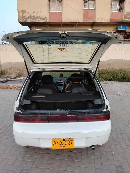 Suzuki Cultus VXRi 2010 EFI engine, 1st owner, best petrol average car 18