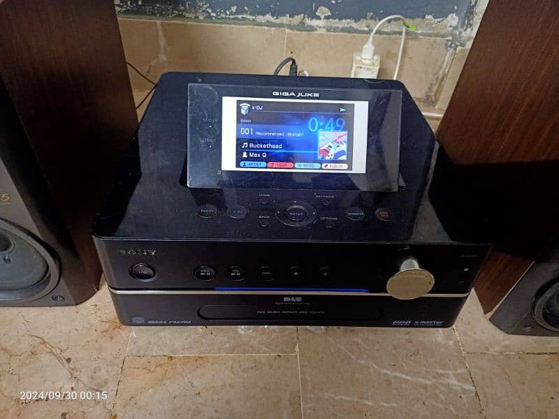 SONY GIGAJUKE NAS-S55HDE 10