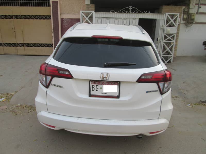 Honda Vezel 2015 Import 2017, Z Package Full Option,. O3OO, 2357, 826 5