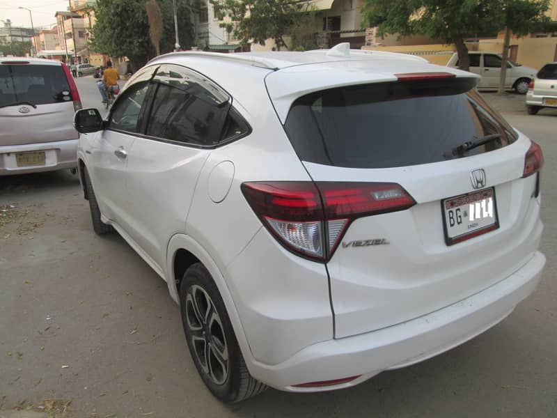 Honda Vezel 2015 Import 2017, Z Package Full Option,. O3OO, 2357, 826 14