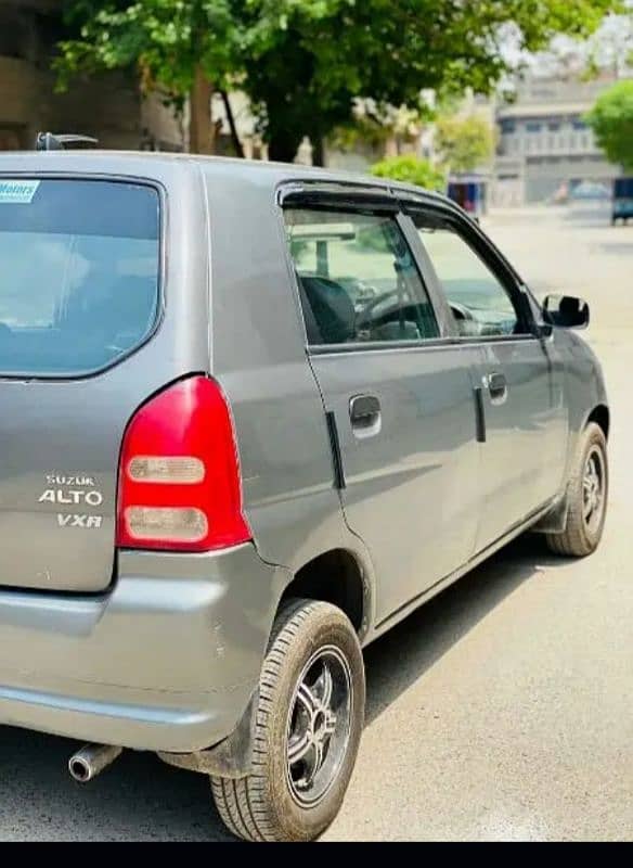 Suzuki Alto 2010 3