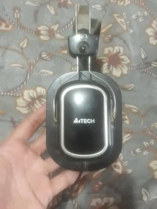 A4tech HS-200 Gaming Headset 1