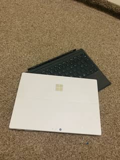 Microsoft Surface Pro 6 ~ Core i5 8th Generation - 8gb ram 256gb ssd