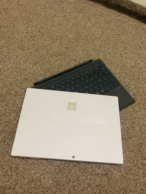 Microsoft Surface Pro 6 ~ Core i5 8th Generation - 8gb ram 256gb ssd 0