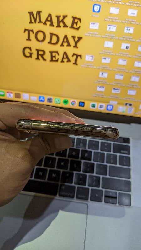 iPhone XS Max 256GB Dual PTA Approved 6